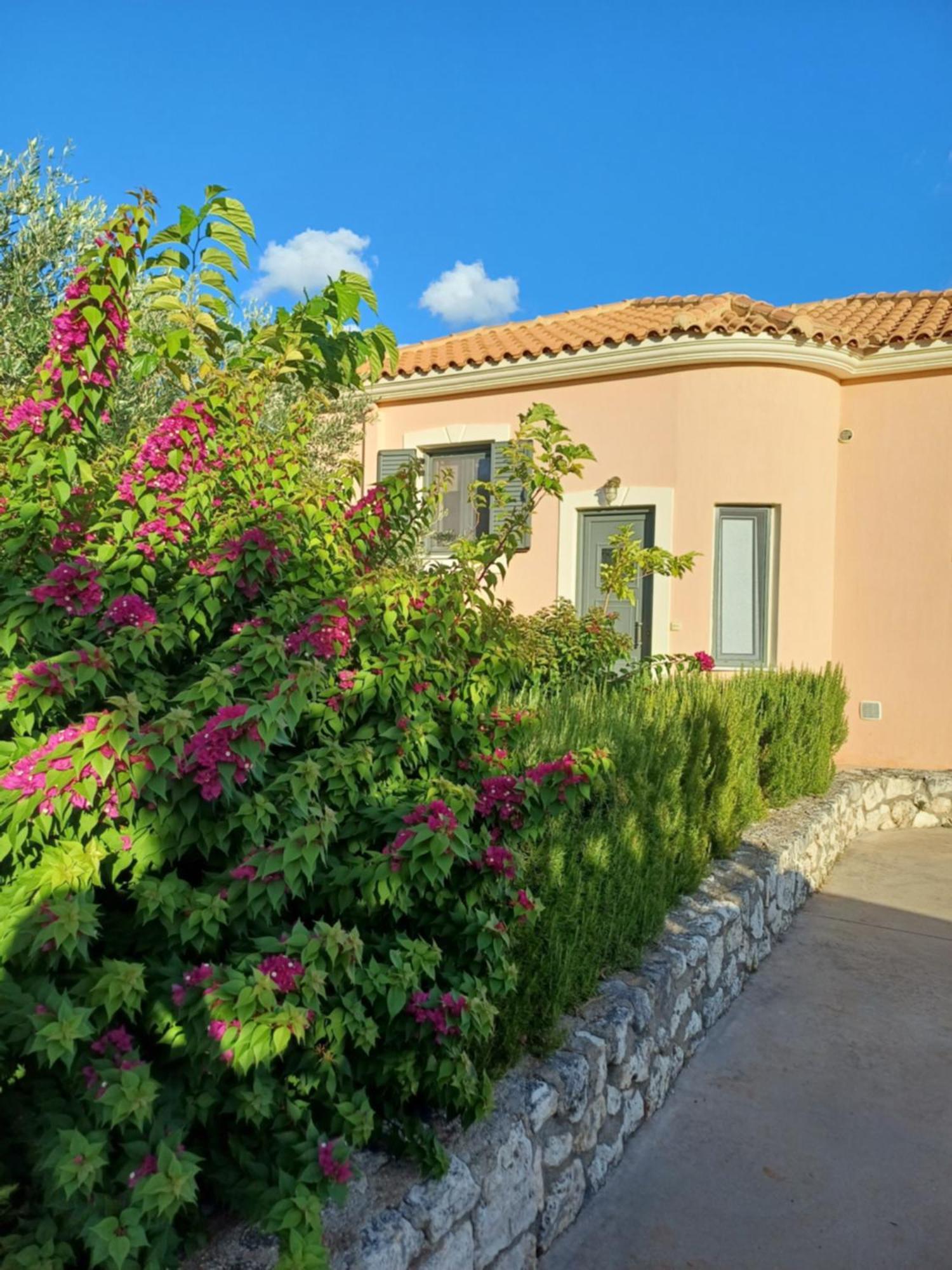 Karavádhos Korallis Villas מראה חיצוני תמונה