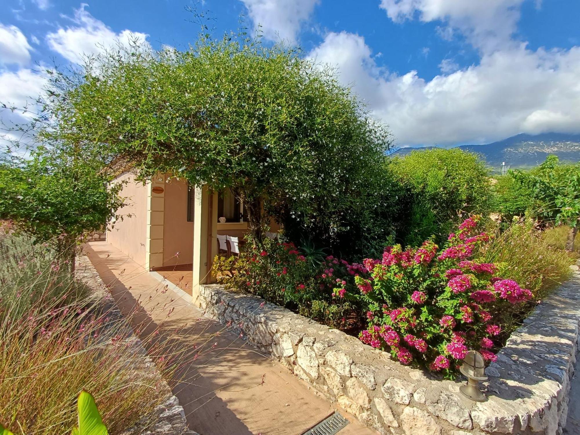 Karavádhos Korallis Villas מראה חיצוני תמונה