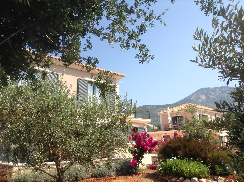 Karavádhos Korallis Villas מראה חיצוני תמונה